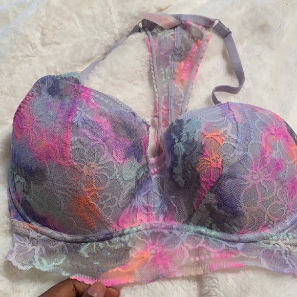 Victoria’s Secret Bralette Set - Picture 2 of 4